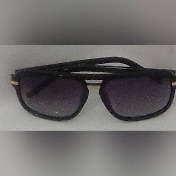 Like-New The Bruce 2.0 Black Sunglasses with Gold Accents - Picture 6 of 8